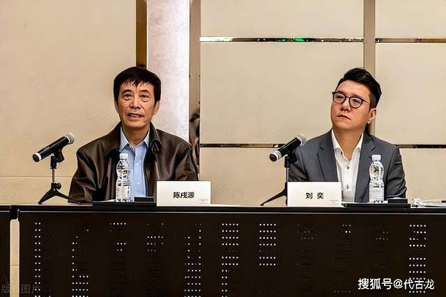 亚洲免费偷拍